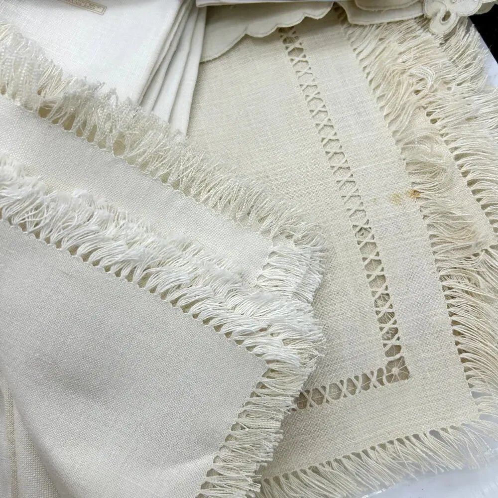 Vintage Table Linens Lot Stained Upcycling Napkins Placemats Floral Embroidered